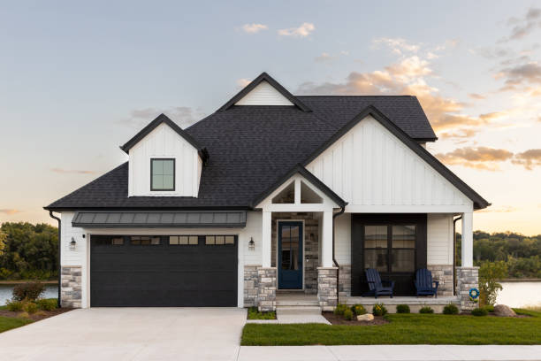 Best Chimney Flashing Repair  in Marshall, MI